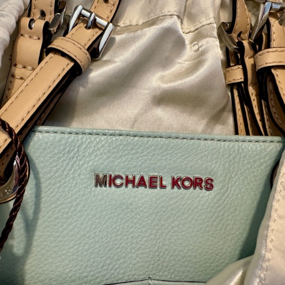 Michael Kors Bedford Medium Pebbled Leather Tote Bag - Picture 6 of 6